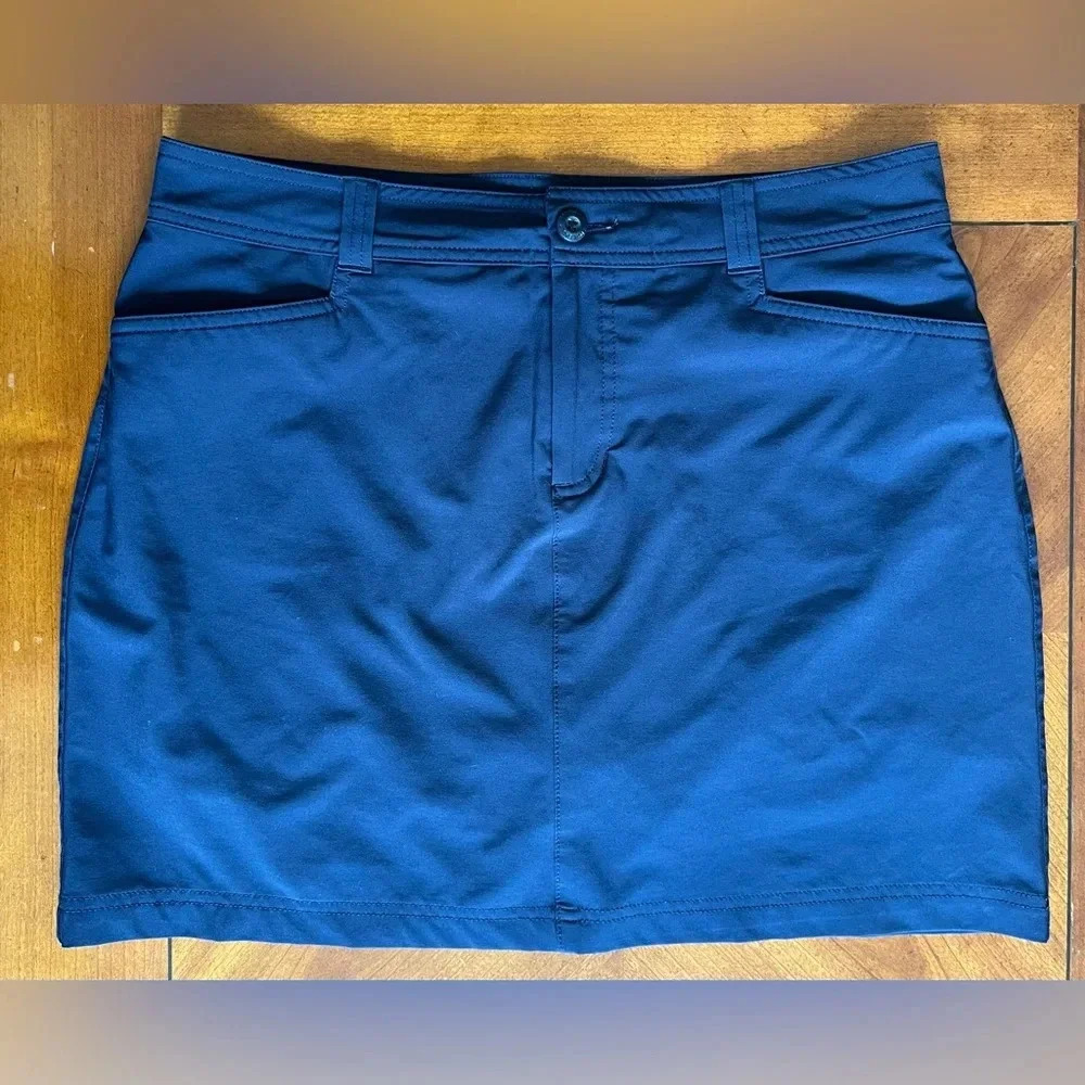 Skort-Eddie Bauer Navy Sport Skort Size 10